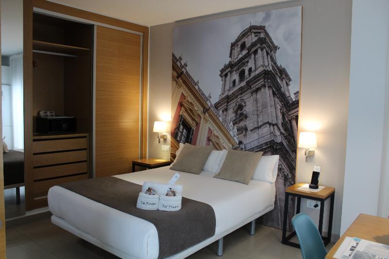 Suites Del Pintor Malaga Exterior photo